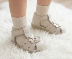 751